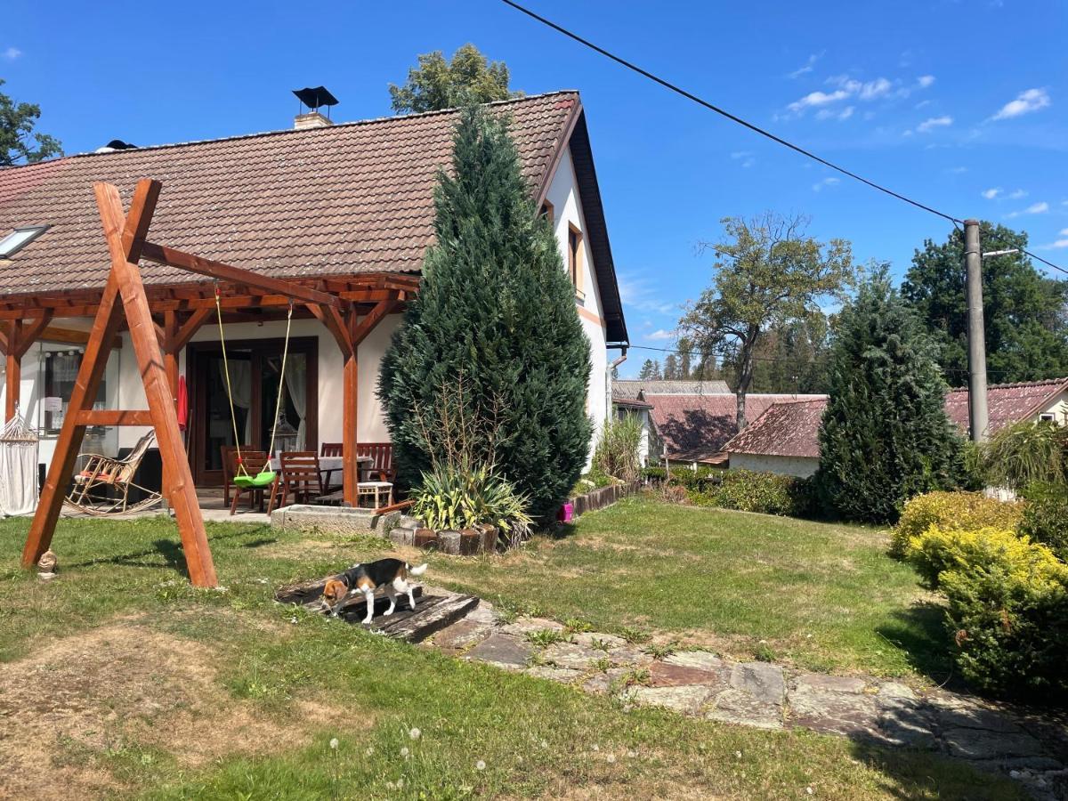 Krelovice Apartman Beruska מראה חיצוני תמונה