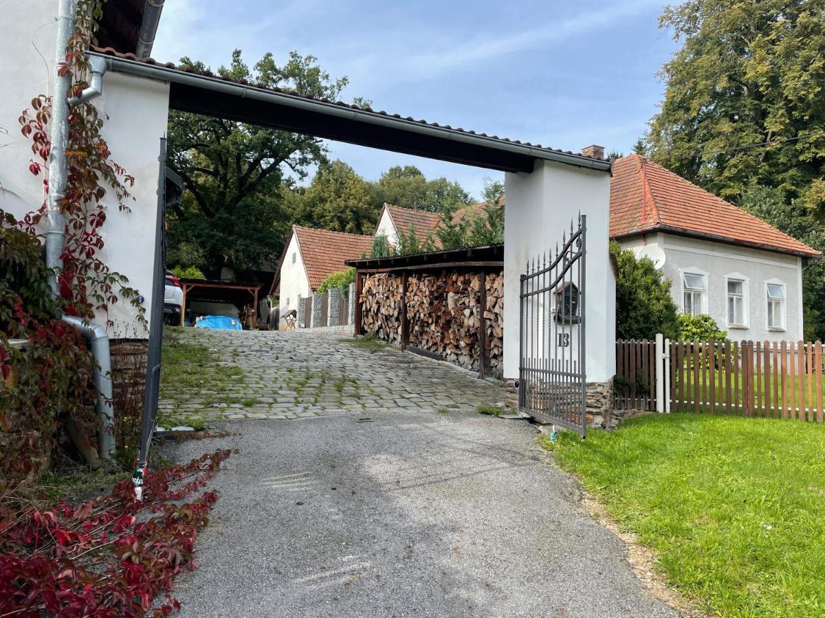 Krelovice Apartman Beruska מראה חיצוני תמונה